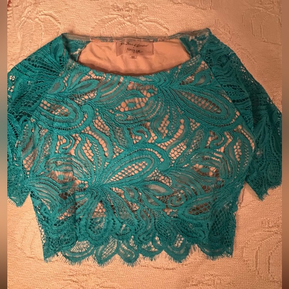 For love and lemons for Nasty gal tropical blue lace naked style mesh crop top - Picture 3 of 5
